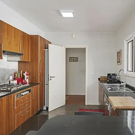 Vakantiehuis House - By Wehost Santa Cruz (Madeira)