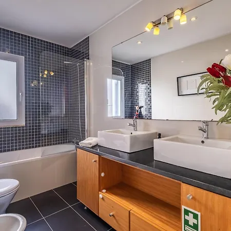 Tatil Evi House - By Wehost Santa Cruz (Madeira)