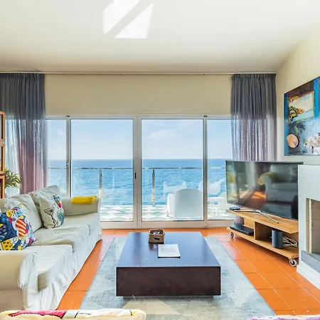 House - By Wehost * Santa Cruz (Madeira)